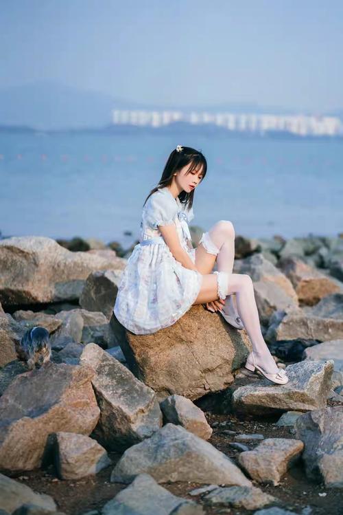 中国女孩毛耸耸:勇敢追梦绽放青春的励志之旅