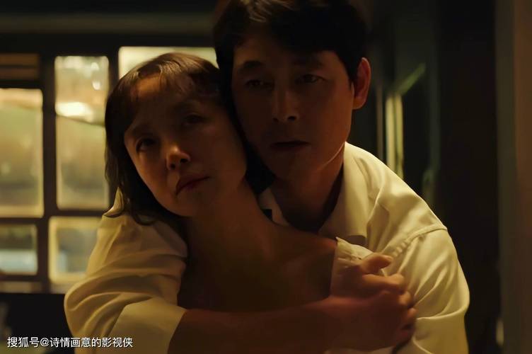 欲望缠绵:赵局长与小婷的禁忌之吻